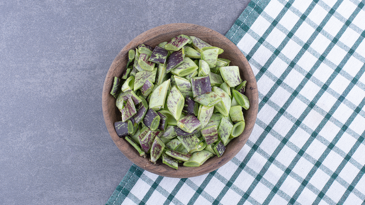 Nettel Leaves Crushed