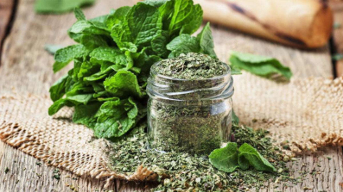 Peppermint Leaves Crushed