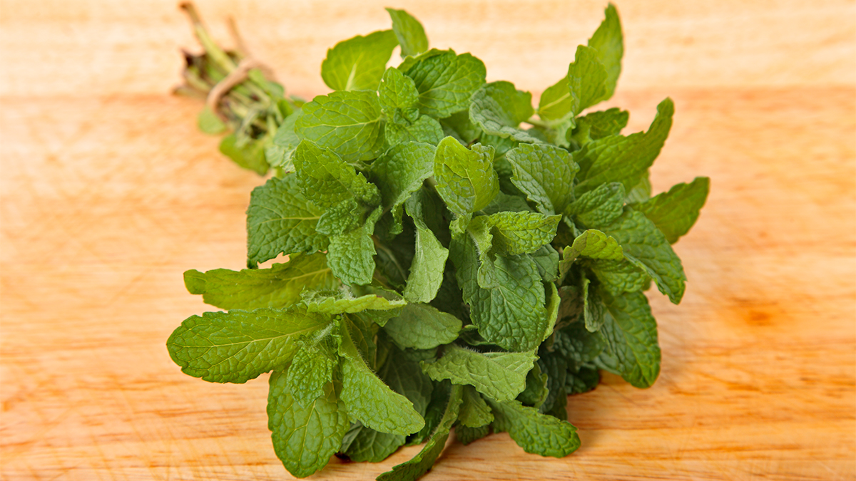 Peppermint Leaves Whole